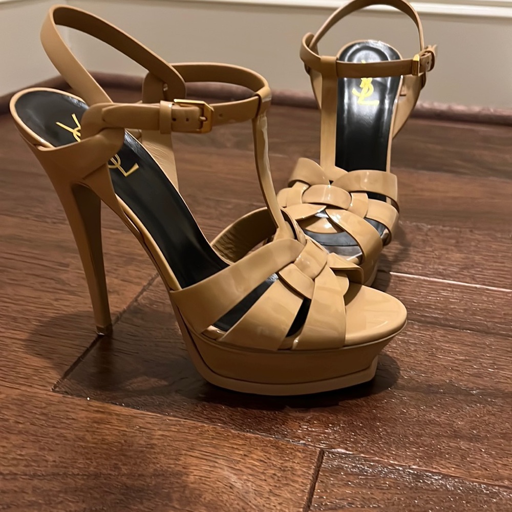 YSL Tribute 105 mm Patent Leather Platform Sandals